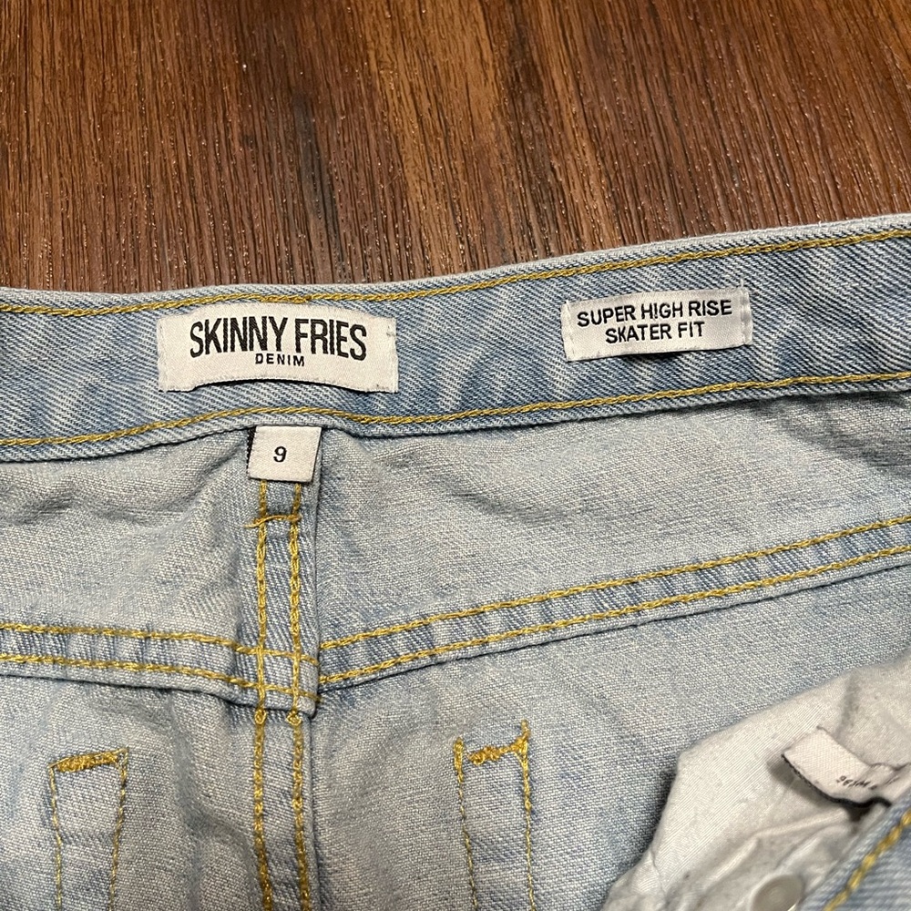 Skinny Fries Super High Rise Skater Fit Distressed Jeans - Picture 5 of 11